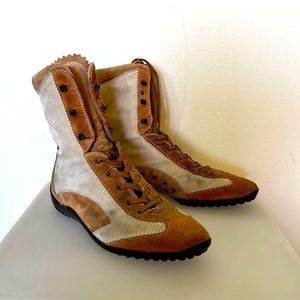 Tod’s suede ankle boots